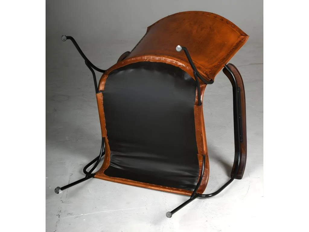 Fauteuil En Cuir De Buffle, Métal Et Bois Verni 4 Fauteuil En Cuir De Buffle, Métal Et Bois Verni – Image 2